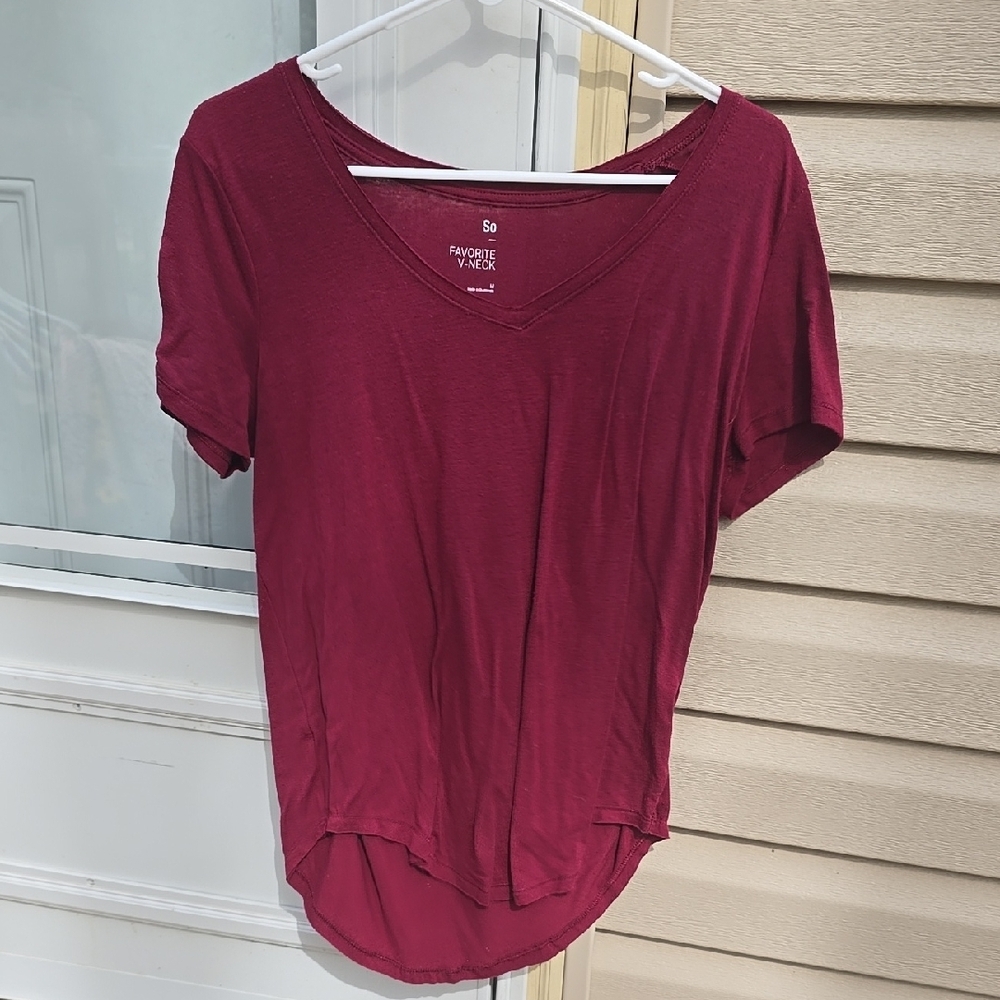 Women's V-Neck Burgundy Top - Picture 1 of 4